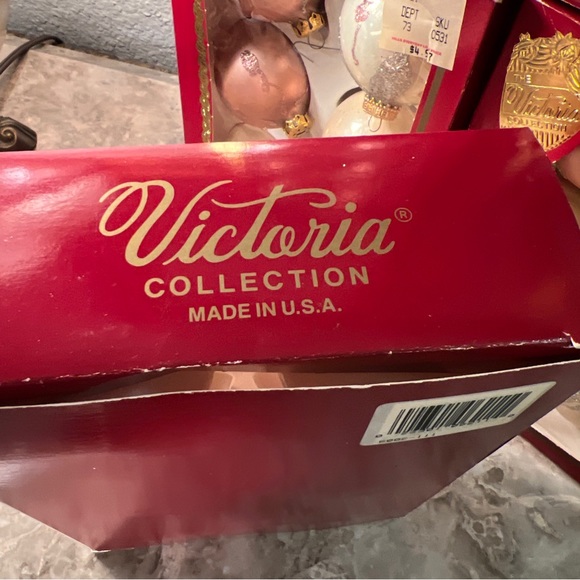 Rare Vintage VICTORIA Collection Christmas glass ornaments lot 30 ornaments USA - Picture 7 of 11